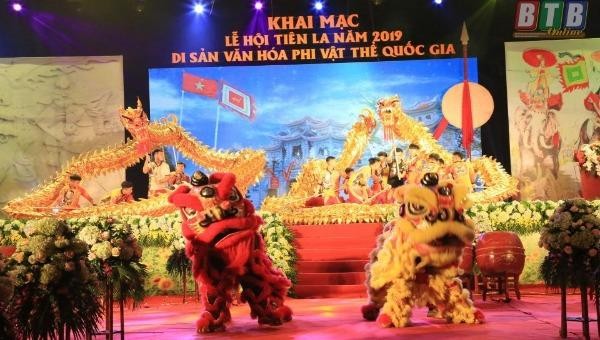 Về đền Tiên La trong nghi lễ linh thiêng "Tháng Ba giỗ Mẹ"