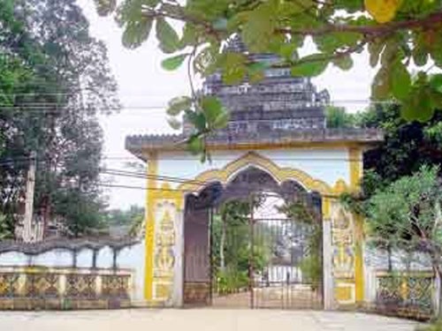 Cổng chùa Săm-pua