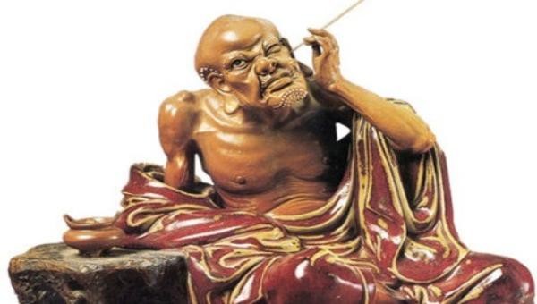 Tượng La Hán Khoái Nhĩ.