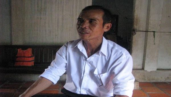 Ông Trần Văn Tới kể lại sự việc được thầy bùa cứu sống.