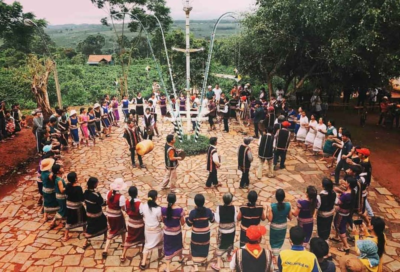 Không gian văn hóa cồng chiêng Tây Nguyên.