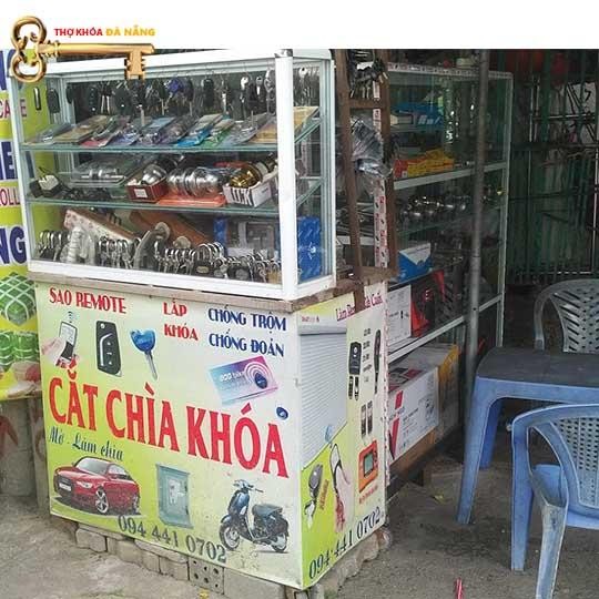 Nghề học... phải nghe chửi!