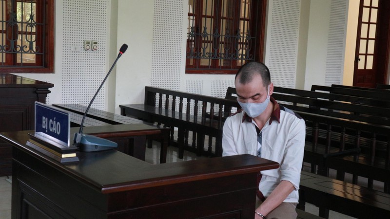 Bị cáo Đinh Văn Anh.