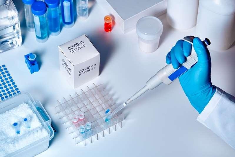 Phương pháp xét nghiệm PCR do nhà khoa học Kary Banks Mullis phát minh đã mang lại nhiều đóng góp cho y học thế giới.