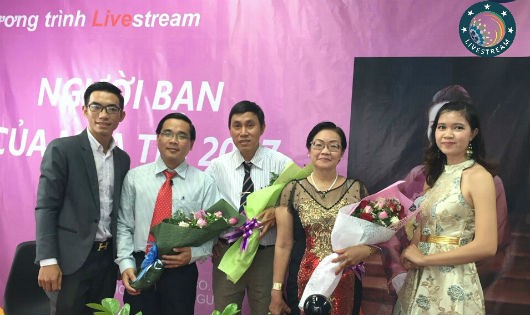 Ra mắt livestream