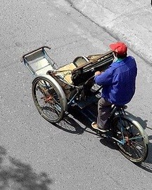 Kẽo kẹt đời anh đạp xích lô