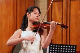 Tài năng violin trẻ Đỗ Phương Nhi