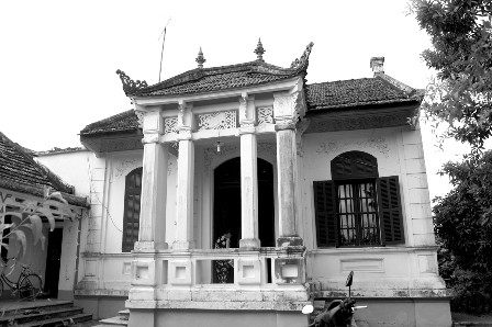 Biệt thự nhà ông Lê Thiều xây dựng năm 1933 với những nét kiến trúc Á Đông