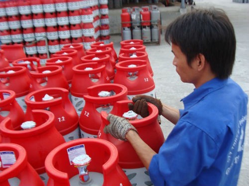 Hiệp hội Gas khuyến cáo người tiêu dùng cần tỉnh táo đối với các trường hợp bình gas thép bọc nhựa. (Ảnh chỉ có tính minh họa)