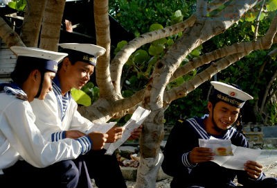 Cây xanh trên đảo Trường Sa