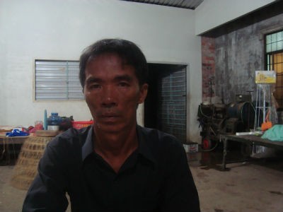 Chân dung tỉ phú lam lũ