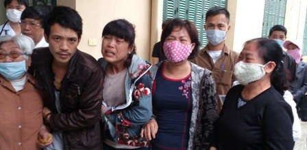 Người nhà bệnh nhân đề nghị bệnh viện làm rõ vụ việc