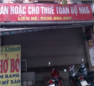 Từ người thuê trọ lên làm chủ thuê, không ít người gặp những tình huống dở khóc dở cười. Ảnh minh họa