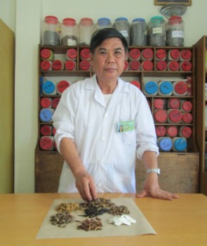 Lương y Bùi Hồng Minh
