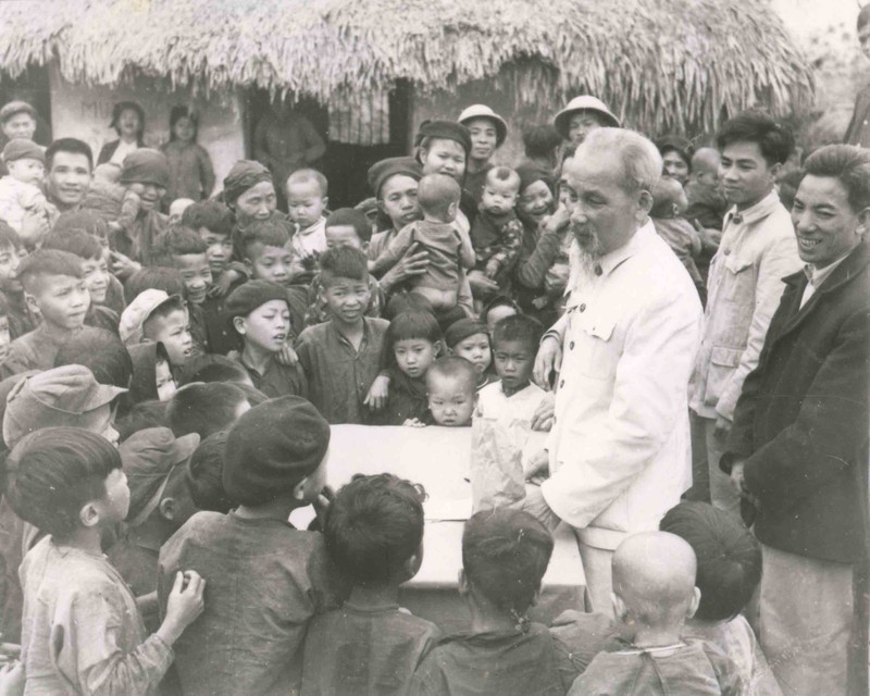 Bác Hồ về thăm Lai Sơn.