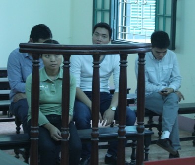 Vũ Kim Hoa và 3 công an đồn 19