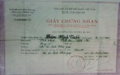 Hành vi sử dụng bằng bất hợp pháp của ông bí thư đã bị xử lý đem lại niềm tin cho quần chúng nhân dân vào sự nghiêm minh của Đảng
