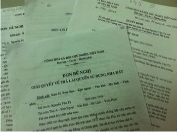 Qua 9 năm với rất nhiều đơn đề nghị của người dân và không ít Quyết định giải quyết của cơ quan chức năng, đến nay vụ việc lại trở về điểm xuất phát ban đầu