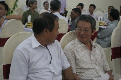 Giây phút đồng đội gặp lại nhau