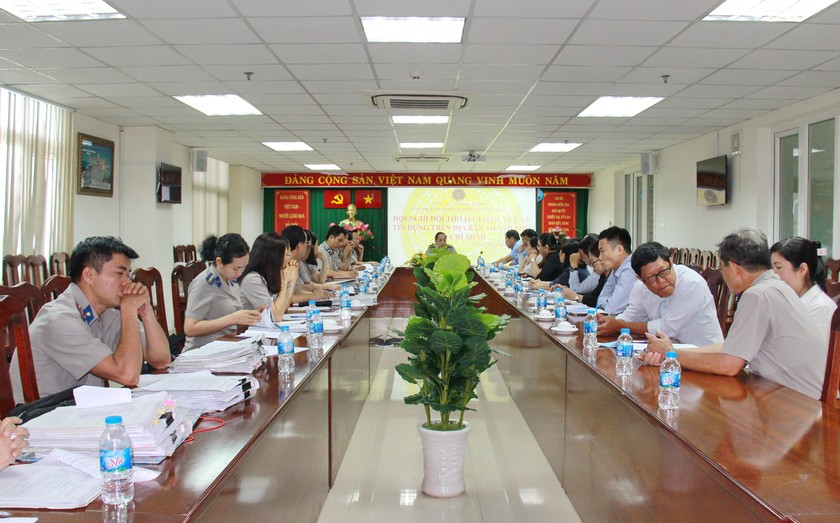 Cục Thi hành án dân sự TP Hồ Chí Minh đối thoại giữa Chấp hành viên với ngân hàng