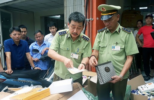 Tăng cường phòng, chống buôn lậu, gian lận thương mại và hàng giả dịp Tết Nguyên đán Tân Sửu