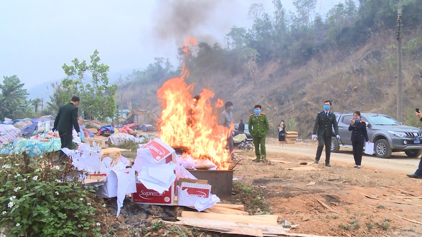 Hoàn thiện quy định về tiêu hủy vật chứng trong thi hành án dân sự