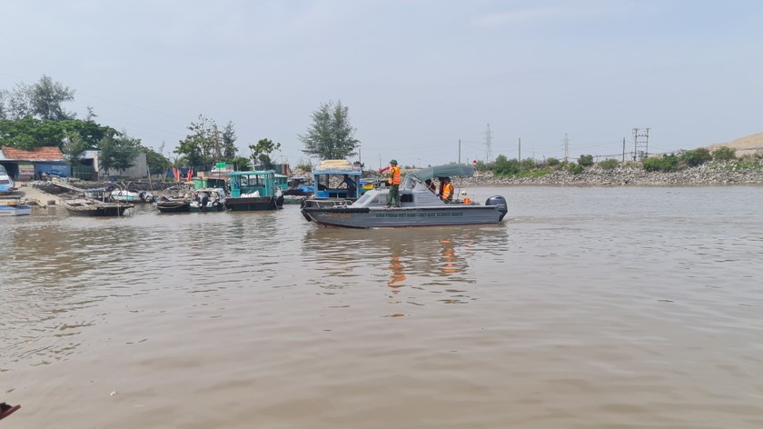 Bộ đội biên phòng Hải Phòng đảm bảo trang bị, phương tiện thường trực sẵn sàng ứng phó bão số 2.