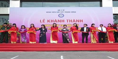 Khánh thành khu điều trị 9 tầng Bệnh viện Nội tiết Trung ương