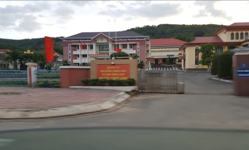 Trụ sở UBND huyện Tánh Linh