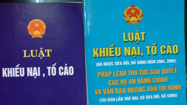 Phản đối quyết định hành chính, chọn thủ tục khiếu nại hay khởi kiện?