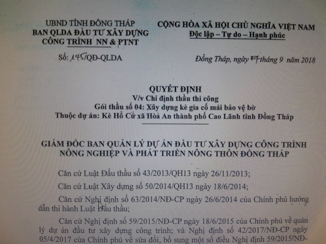 Theo quyết định do ông Nguyễn Văn Nhiều ký ngày 4/9/2018, Công ty CP Tập đoàn Đầu tư Xây dựng Cường Thịnh Thi được chỉ định thầu rút gọn thực hiện Gói thầu số 4 với giá trúng thầu là 68,338 tỷ đồng . Ảnh Yên Khánh