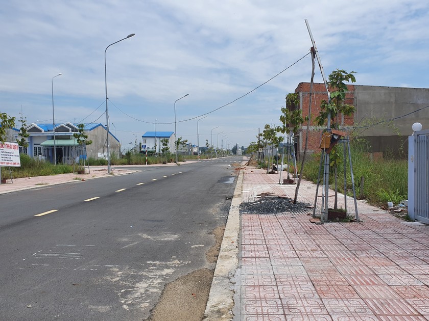  Khách hàng đang hoàn thiện nhà xây trên khu đất công.