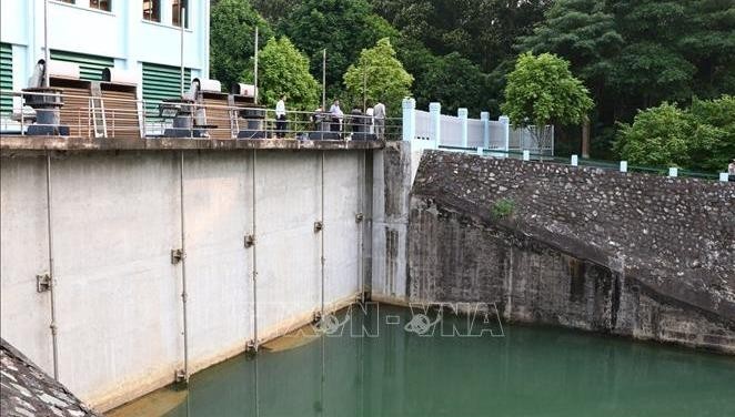 Thủ tướng yêu cầu Bộ Công an điều tra nguyên nhân ô nhiễm nguồn nước cấp cho Hà Nội