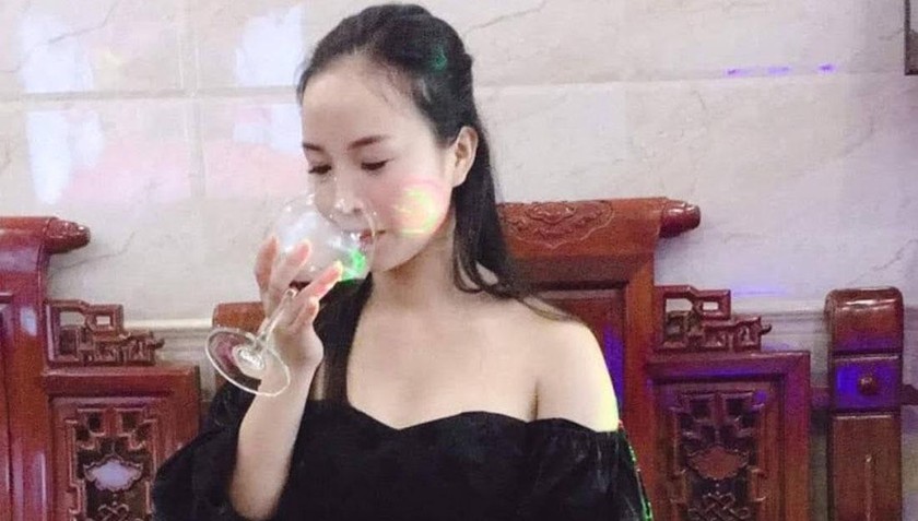 Ảnh trên Facebook của 'hot girl bánh mướt'.