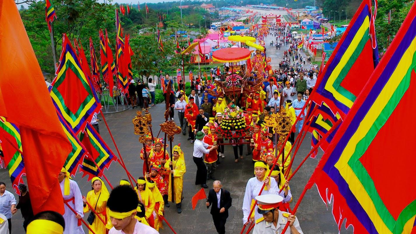 Giỗ Tổ Hùng Vương - Lễ hội Đền Hùng.