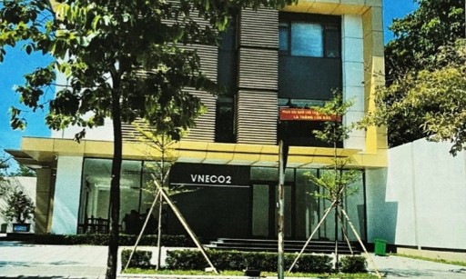 Trụ sở VNECO2 trước khi thành nhà hàng hải sản. 