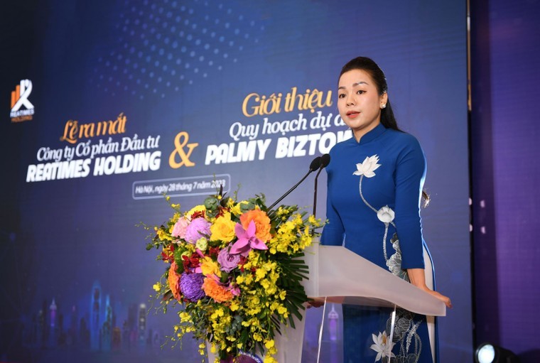 Bà Cao Thị Thanh Nga, Chủ tịch Công ty cổ phần đầu tư Reatimes Holding, Phó Viện trưởng Viện Nghiên cứu Bất động sản Việt Nam
