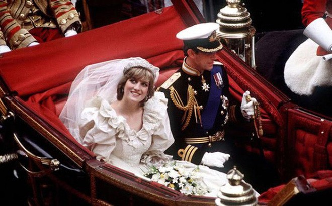 Princess Diana becomes the wife of Prince Charles