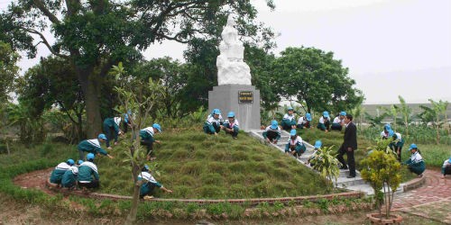 Khu di tích Lệ Chi Viên ngày càng bừng sắc xuân bởi những tấm lòng tri ân sâu sắc