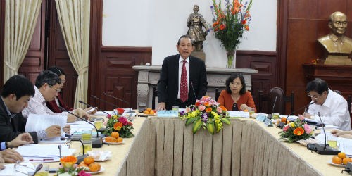 Chánh án TANDTC Trương Hòa Bình chủ trì phiên họp