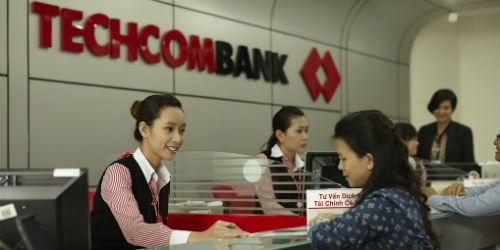 Techcombank: Lợi nhuận lũy kế trước thuế Quý I/2015 đạt 408 tỷ đồng