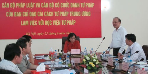 Thứ trưởng Phan Chí Hiếu phát biểu tại buổi làm việc