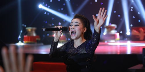 Thu Minh “bay” cùng Du ca Việt tại FLC Sầm Sơn