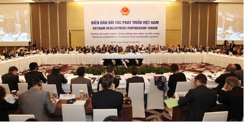 Toàn cảnh Diễn đàn Đối tác phát triển Việt Nam 2015