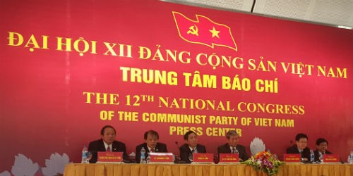 Toàn cảnh buổi họp báo