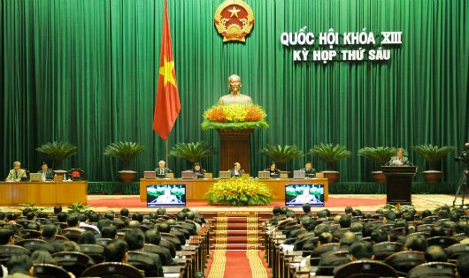 Ngày 28/11/2013, tại Kỳ họp thứ 6, Quốc hội khoá XIII đã thông qua Hiến pháp năm 2013