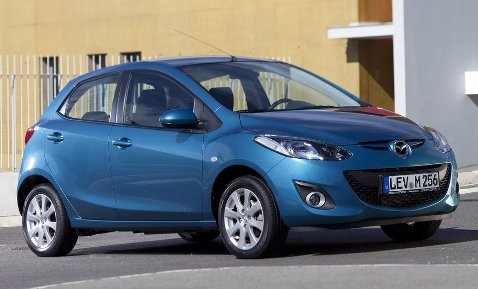 Xe Mazda2