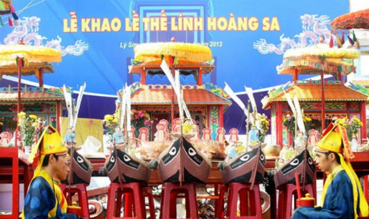 Lễ khao lề thế lính Hoàng Sa