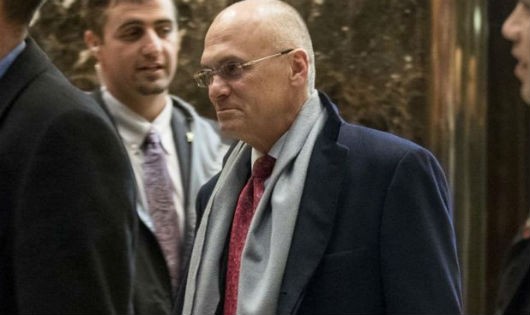 Ông Andy Puzder - CEO tập đoàn đồ ăn nhanh Carl's Jr. and Hardee's được Tổng thống đắc cử Mỹ Donald Trump lựa chọn làm Bộ trưởng Lao động (Ảnh: AP/baogiaothong)