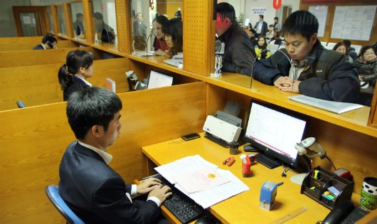 Theo Bộ Quy tắc ứng xử của Hà Nội, cán bộ phải giải quyết yêu cầu công việc của người dân đúng quy định, quy trình